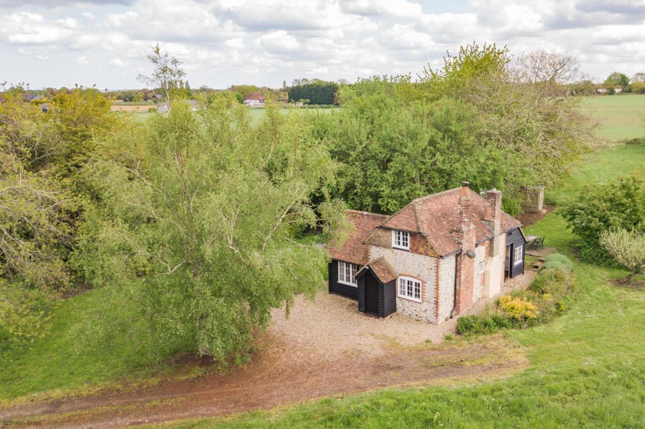Crow Cottage By Bloom Stays Faversham Zewnętrze zdjęcie