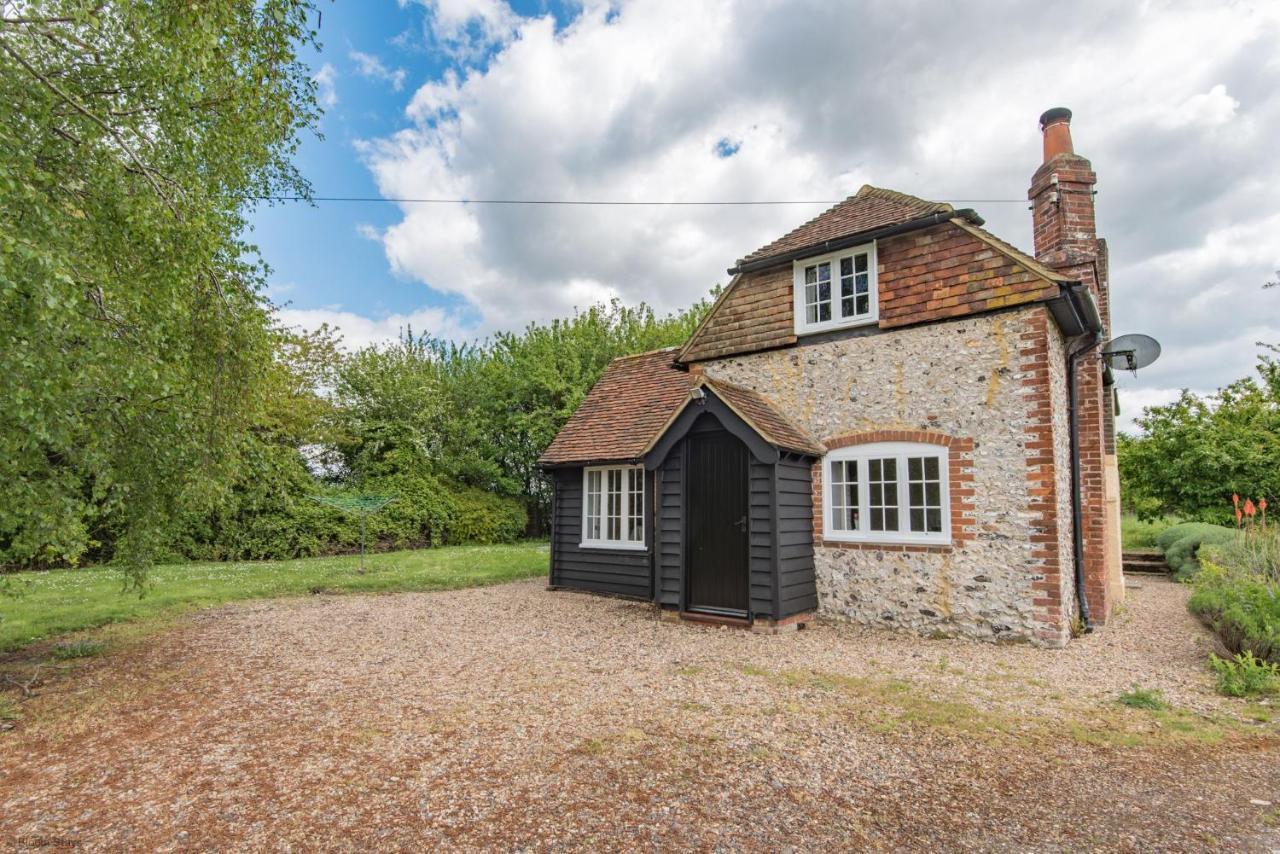Crow Cottage By Bloom Stays Faversham Zewnętrze zdjęcie